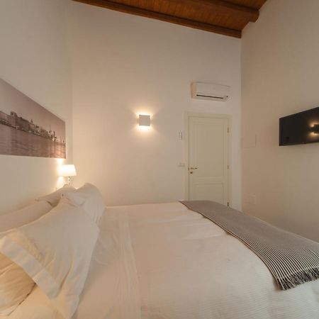 La Soffitta Covelli Bed & Breakfast Trani Luaran gambar