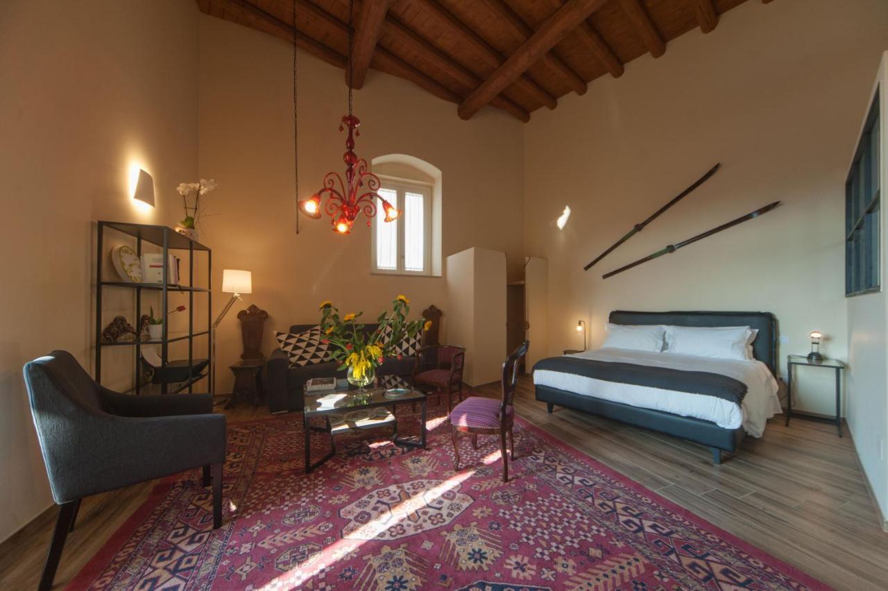 La Soffitta Covelli Bed & Breakfast Trani Luaran gambar